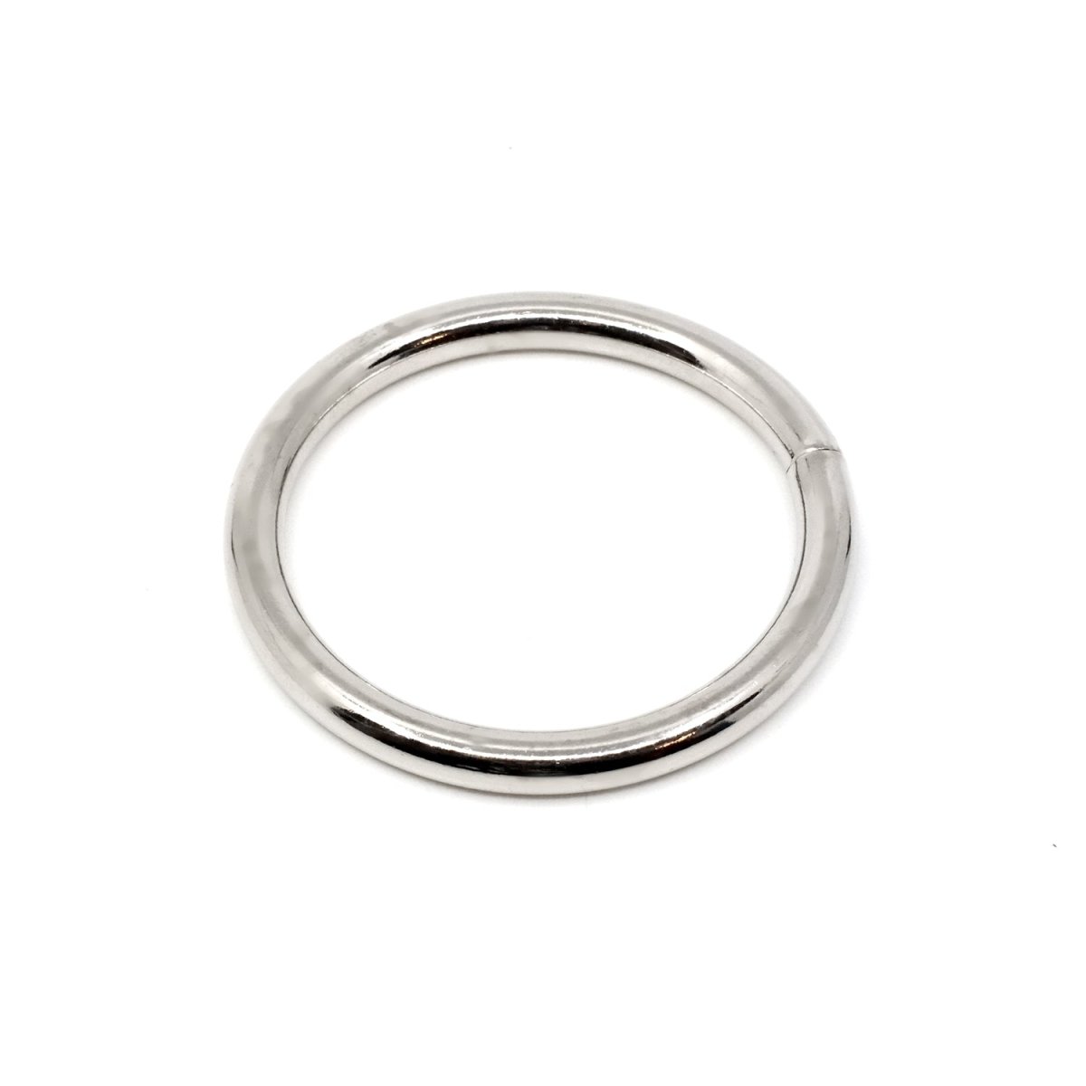 Connecting ring made of nickel-plated steel